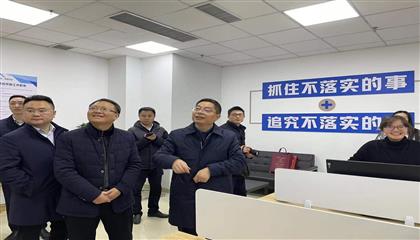 市委常委、組織部部長(zhǎng)張鵬飛一行慰問遂寧遂星公司籌備組員工